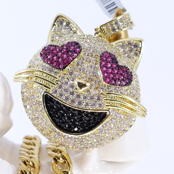 Icy Cat Emoji Pendant + 20" Cuban Chain - Picture 3 of 8